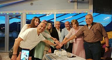 Gelecek Partisi 3’ncü yaşını pasta keserek kutladı