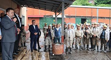 GMİS Genel Başkanı Hakan Yeşil, madenciyi bilgilendirdi