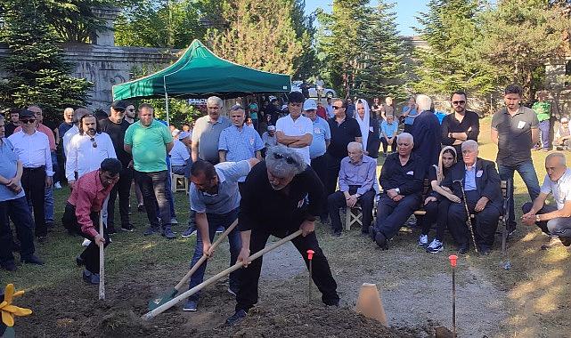 Halise Çanakçı gözyaşları arasında defnedildi