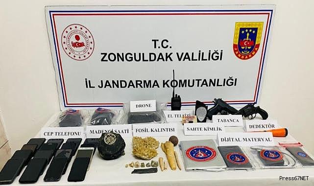 Jandarmadan tarihi operasyon! 9 ilde 20 kişi gözaltına alındı