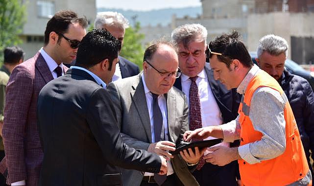 Vali Tutulmaz yol çalışmalarını inceledi!