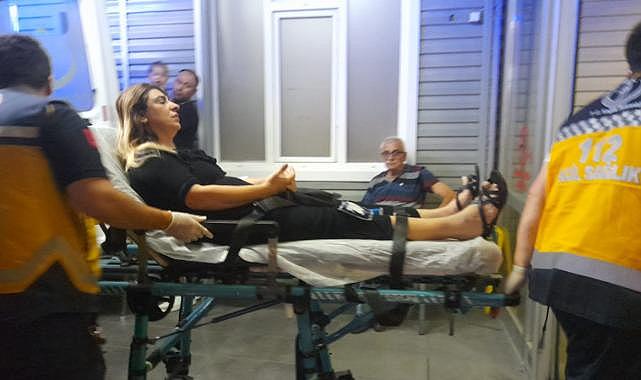 Aracını kaydıran kadın, panikle kendini dışarı attı!