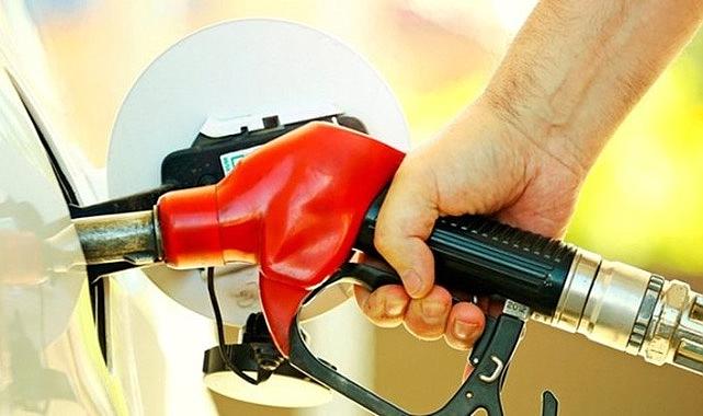 Benzin ve LPG&#039;ye zam geldi