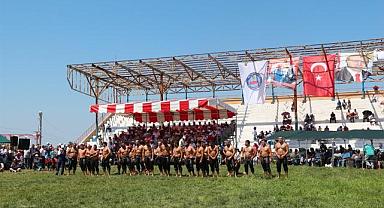Canlı İzle! Kozlu Dağköy Yağlı Pehlivan Güreşleri başladı