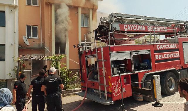 Çıkan yangında ev kullanılmaz hale geldi  