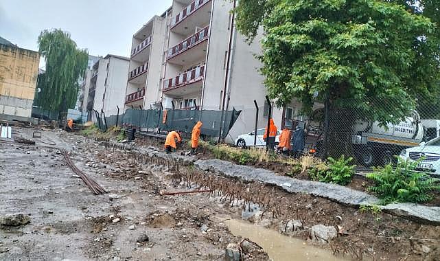 Ekipler yağmur alarmında!