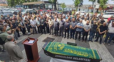 Erol Mekik son yolculuğuna uğurlandı