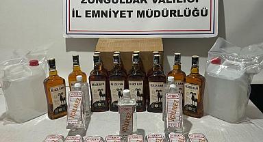 Polis baskını! Litrelerce kaçak içki ele geçirildi