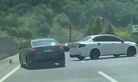 Trafiği tehlikeye atan sürücüye 4 bin 64 lira ceza  