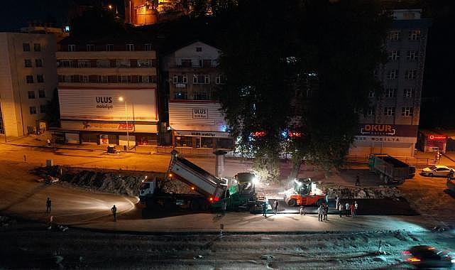 Akıllı kavşak düzenlemesinde asfalt çalışması başladı