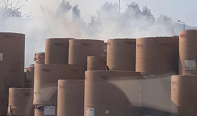 Atık kağıtlar fabrikada yangın çıkardı  