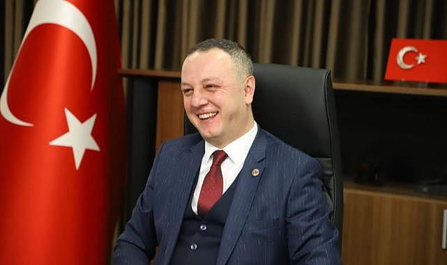 “Aziz Milletimizin 30 Ağustos Zafer Bayramı’nı canıgönülden kutluyorum.”