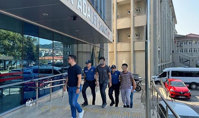 'Bankacıyız' dediler 120 bin TL vurgun yaptılar