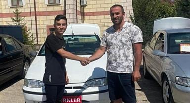 Devrek’te ilk kez açılan Açık Oto Pazarı ilgi gördü