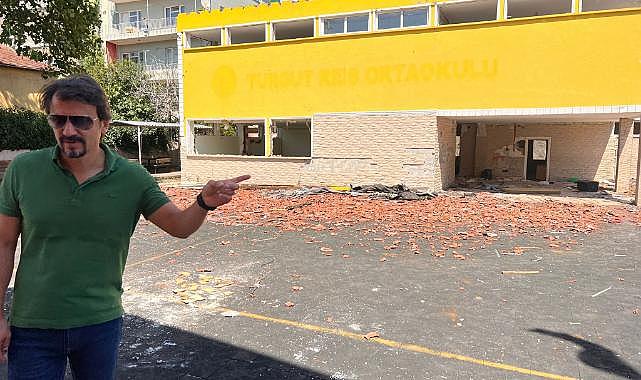 Ertuğrul Tahliye Kararı Verilen Okullarda İncelemelerde Bulundu