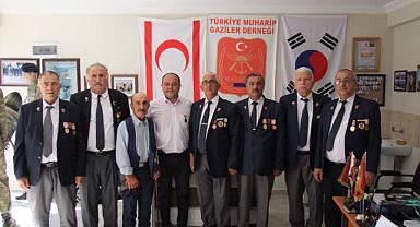 Gazi torunundan Gaziler Derneği'ne ziyaret