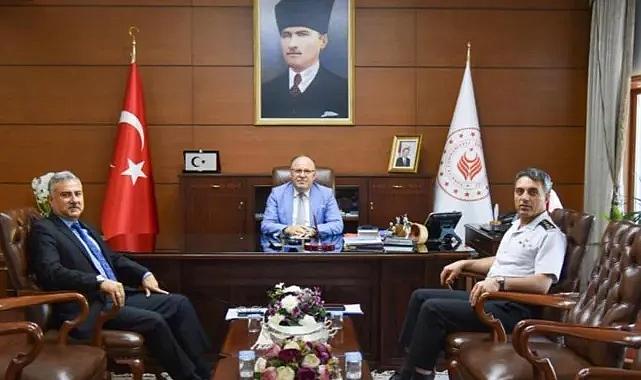 İl Jandarma Komutanı Kıdemli Albay Cezmi Yalınkılıç'dan Aktaş'a veda