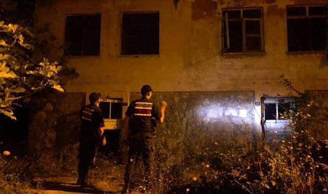 Jandarma 5 şüpheliyi kıskıvrak yakaladı!