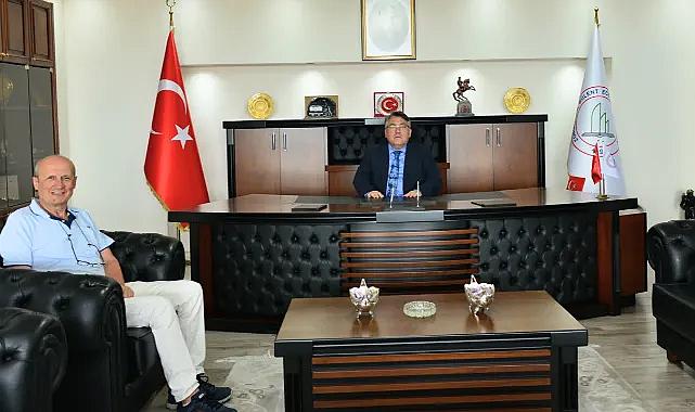 Kent Konseyi Başkanı Bilge’den Rektör Özölçer’e Ziyaret