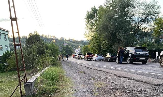 Motosikletin lastiği patladı 2 kişi yaralandı 