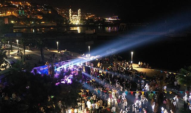 Sahil konserleri tam gaz devam!