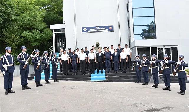 Vali Mustafa Tutulmaz veda ziyaretlerinde bulundu