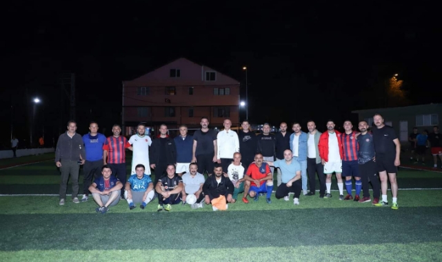 Başkanlar sahaya indi