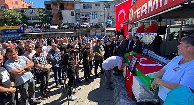 Emekli olmasına rağmen çocukları için çalışmaya devam eden madenci son yolculuğuna uğurlandı