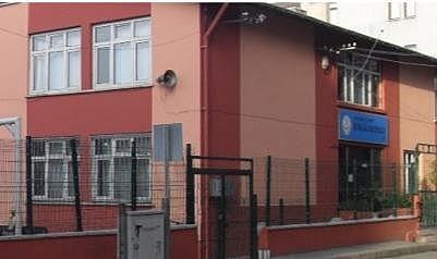 Göreve yeni başlamıştı! Okul Müdürü Gür hayatını kaybetti!