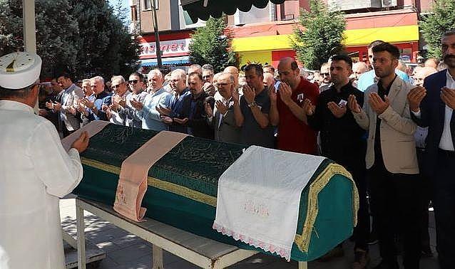 Kurucu İl Başkanı son yolculuğuna uğurlandı