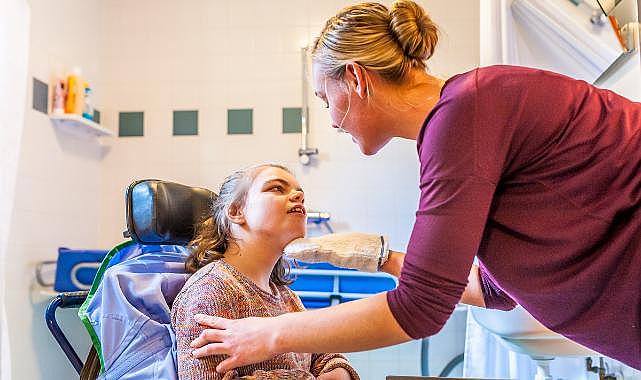 Milletvekili SSPE hastalarının sorunlarını gündeme taşıdı, bakanlara sordu