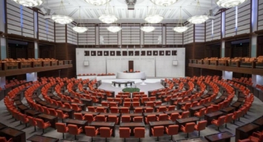 TBMM yarın açılıyor: Gündem yeni anayasa ve fezlekeler