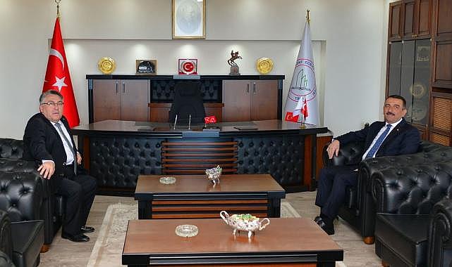 Vali Hacıbektaşoğlun’dan Rektör Özölçer’e Ziyaret