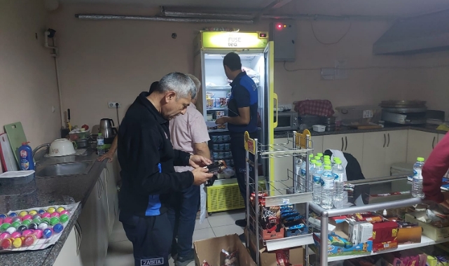 Zabıta ekipleri okul kantinlerini denetledi