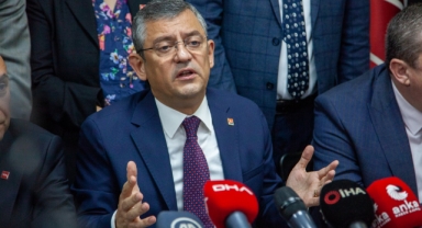 CHP'li Özel: Bu parti böyle kötü yönetilmeye devam ederse biz daha çok ağlayacağız