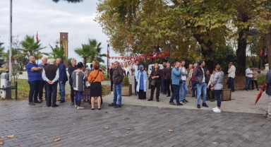 Çok çirkin sözler! Sizler satılmış ve taraflısınız...