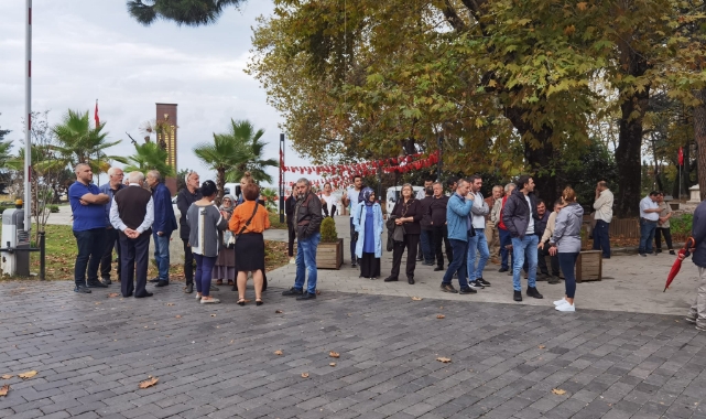 Çok çirkin sözler! Sizler satılmış ve taraflısınız...