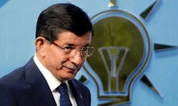 Davutoğlu’dan Anayasa açıklaması: “Aileyi korumak için ne yapacaksanız yanınızdayız”