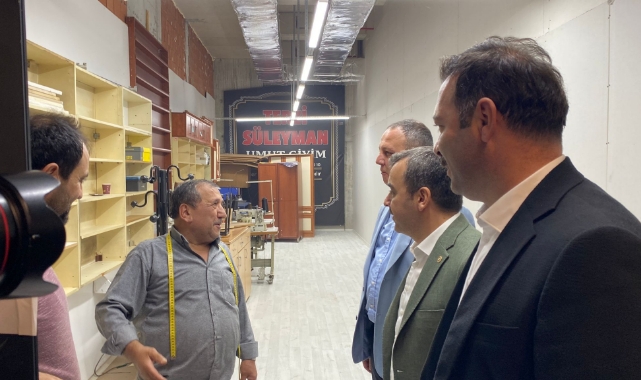 Elmaspark'ta yüzler gülüyor.. AK Parti heyetinden Elmaspark esnafına ziyaret