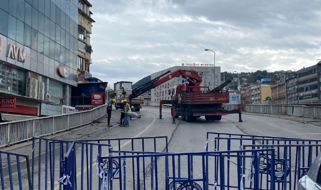 Fevkani Köprüsü'nde söküm işlemleri başladı