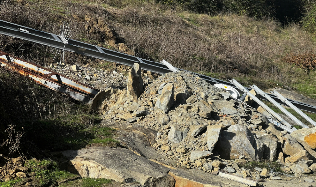 Zonguldak&#039;ta  yağışlar sonrası heyelan meydana geldi
