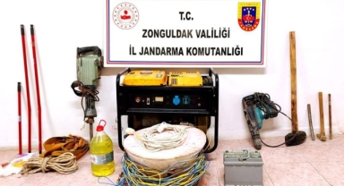 Kaçak kazı yapan 7 kişi yakalandı!
