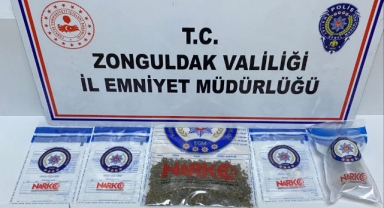 Ölümcül etkiye sahip uyuşturucuyla yakalandılar