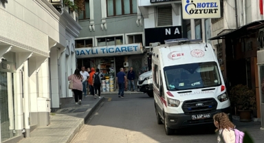 Otel odasında ölü bulundu
