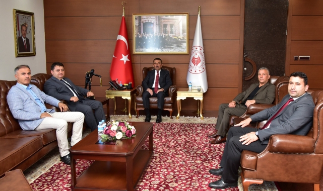 Vali Osman Hacıbektaşoğlu GMİS heyetini ağırladı