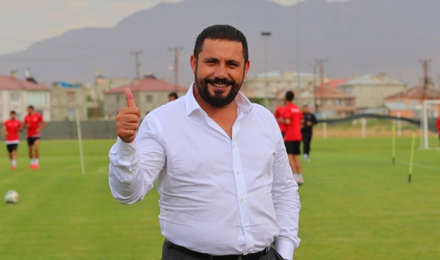 Vanspor Kulüp Başkanı Feyat Kıyak böyle özür diledi!