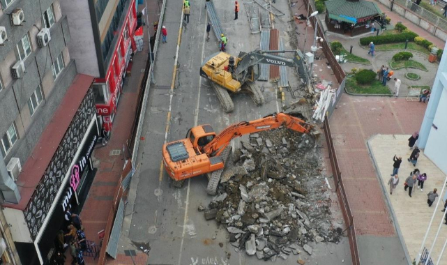 Ve Fevkani Köprüsü&#039;nün yıkımına başlandı.. 67 yıllık yapı 2 ayda yıkılacak...