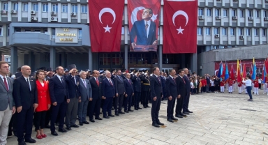 Zonguldak'ta tören coşkusu!