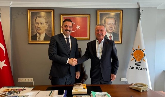 CHP'li Belediye Başkanları AK Parti'de