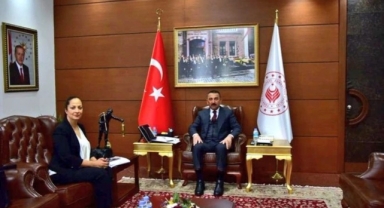Dekandan Vali Hacıbektaşoğlu'na ziyaret
